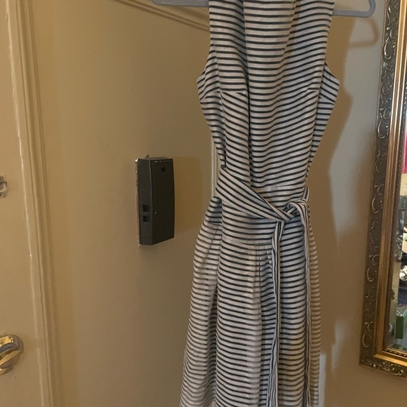 Beautiful black and white cream stripe Shoshanna dress with belt. - Picture 2 of 6
